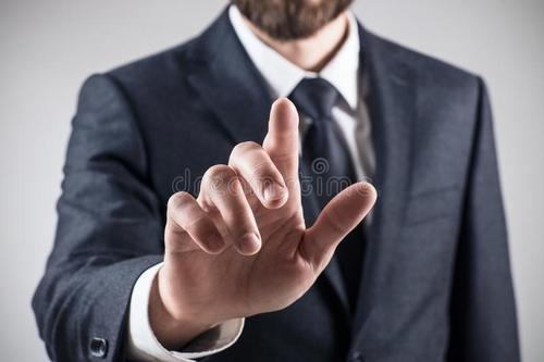 汕尾西服分哪幾種？西服分幾類(lèi)